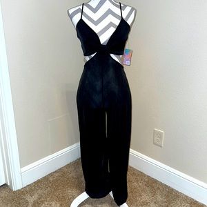Liz & Sara Sexy Black Jumpsuit